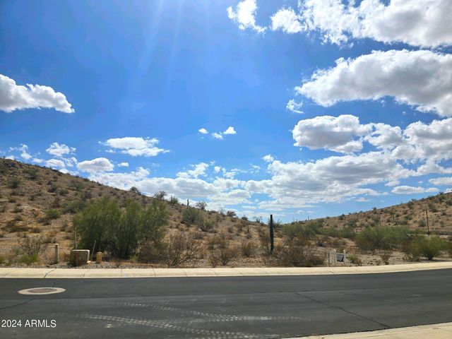 17741 W ESTES Way 31, Goodyear, AZ 85338