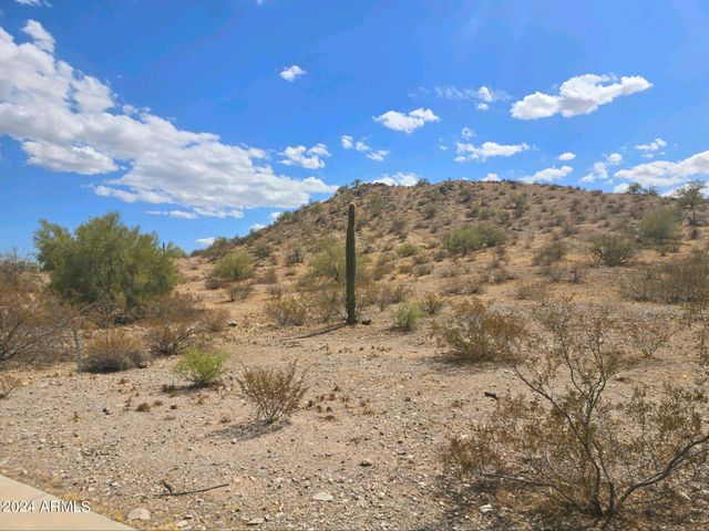 17741 W ESTES Way 31, Goodyear, AZ 85338