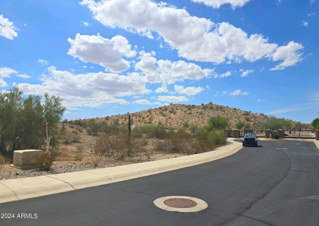 17741 W ESTES Way 31, Goodyear, AZ 85338