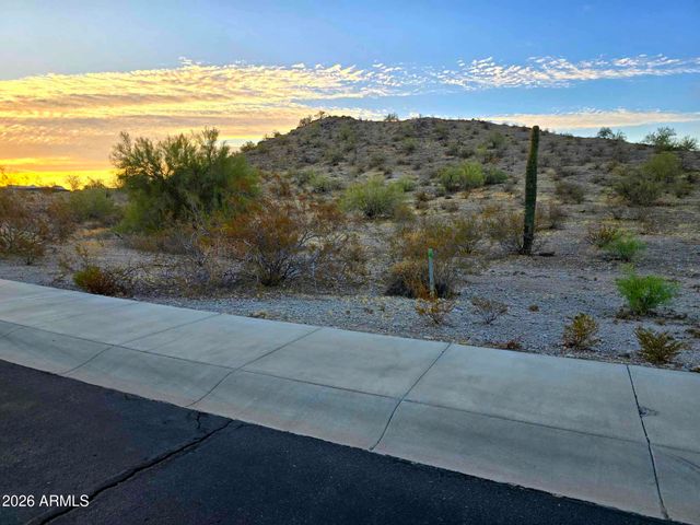 17741 W ESTES Way 31, Goodyear, AZ 85338