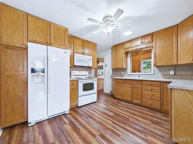 258 Norwood Place, East Alton, IL 62024