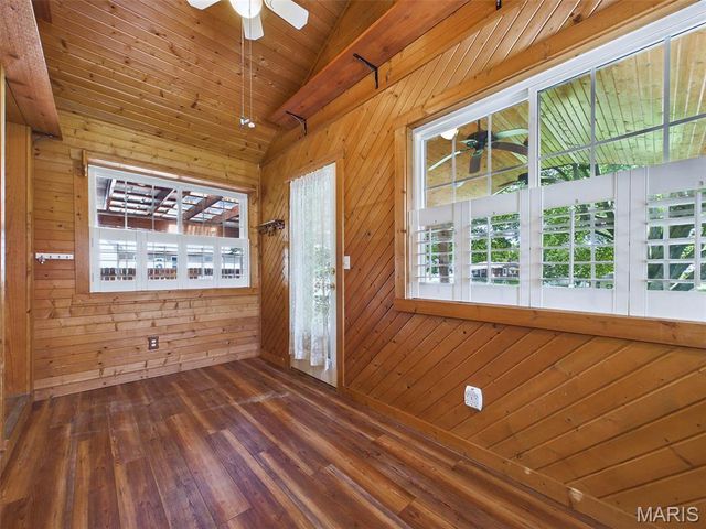 258 Norwood Place, East Alton, IL 62024