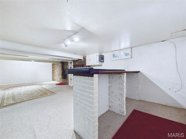 258 Norwood Place, East Alton, IL 62024