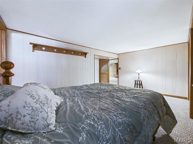 258 Norwood Place, East Alton, IL 62024