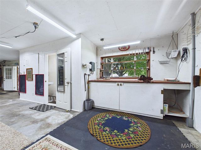258 Norwood Place, East Alton, IL 62024