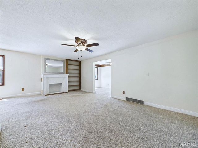 258 Norwood Place, East Alton, IL 62024