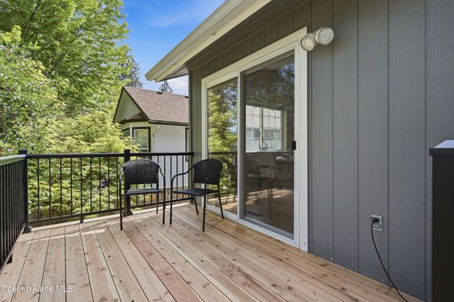 201 S Aerie CT, Post Falls, ID 83854