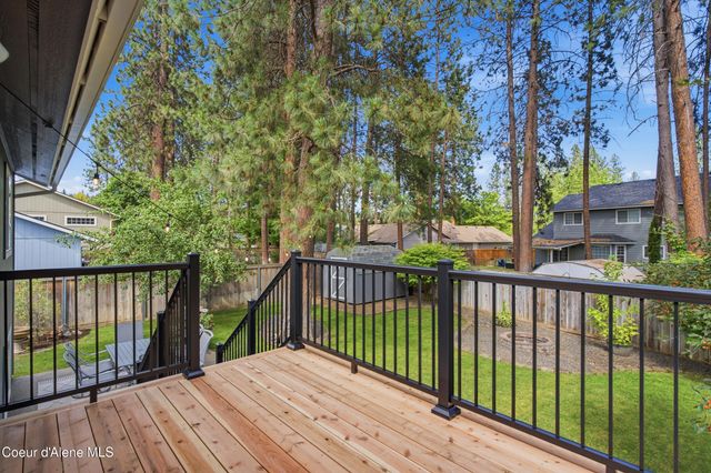 201 S Aerie CT, Post Falls, ID 83854