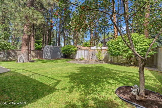 201 S Aerie CT, Post Falls, ID 83854