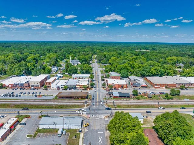 36 Edith Court, Statham, GA 30666