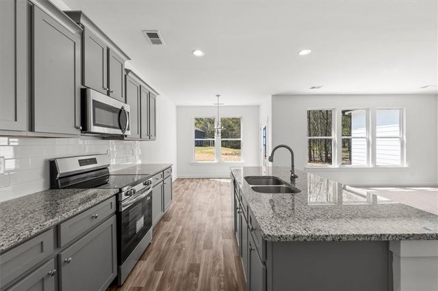 36 Edith Court, Statham, GA 30666