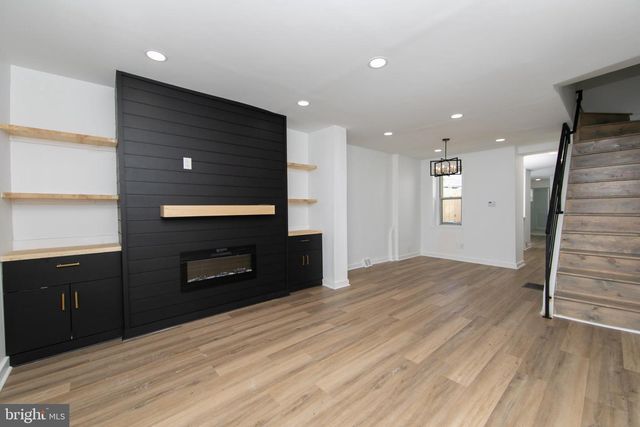 2120 N 2ND ST, Philadelphia, PA 19122