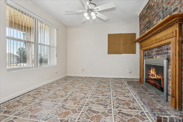 5449 Ponte Verde Rd, Pensacola, FL 32507