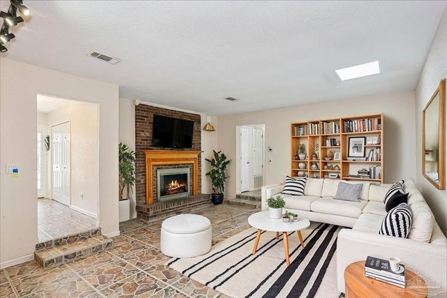 5449 Ponte Verde Rd, Pensacola, FL 32507