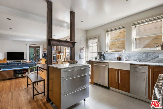 3915 Effie Street, Los Angeles, CA 90029