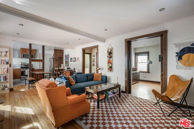 3915 Effie Street, Los Angeles, CA 90029