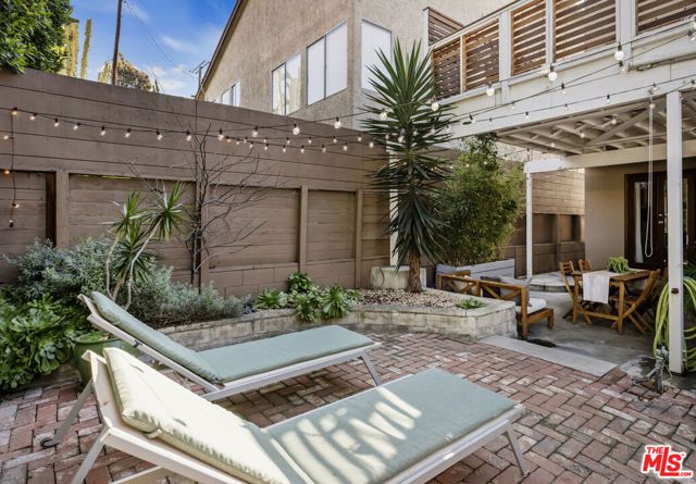 3915 Effie Street, Los Angeles, CA 90029