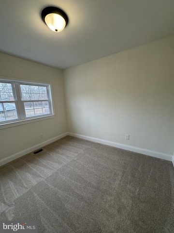 309 JAYS AVE, Williamstown, NJ 08094