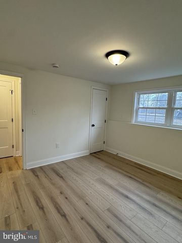 309 JAYS AVE, Williamstown, NJ 08094