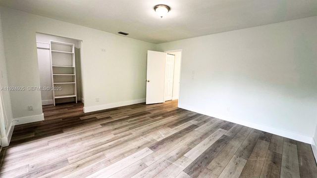 2246 Nova Village Dr ., Davie, FL 33317