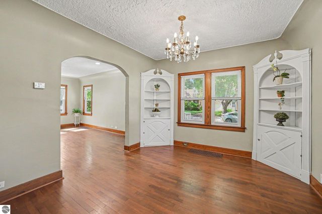 402 E May Street, Mt Pleasant, MI 48858