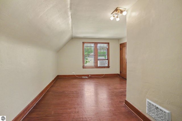 402 E May Street, Mt Pleasant, MI 48858