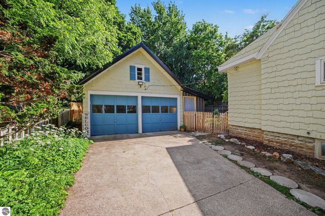 402 E May Street, Mt Pleasant, MI 48858