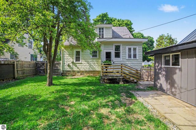 402 E May Street, Mt Pleasant, MI 48858