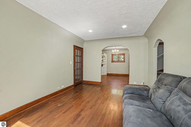 402 E May Street, Mt Pleasant, MI 48858