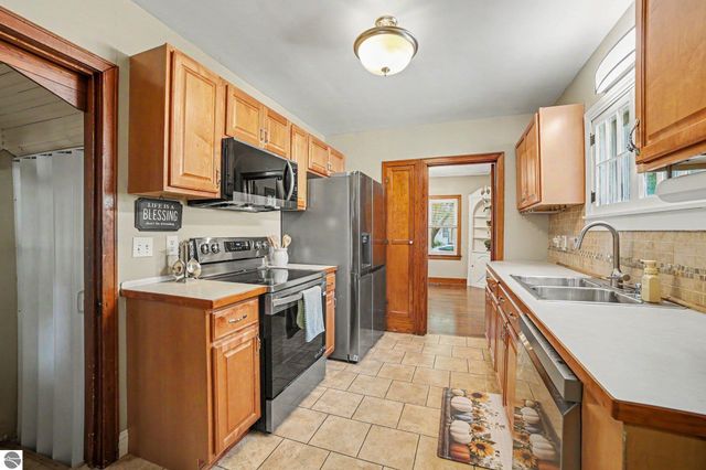 402 E May Street, Mt Pleasant, MI 48858