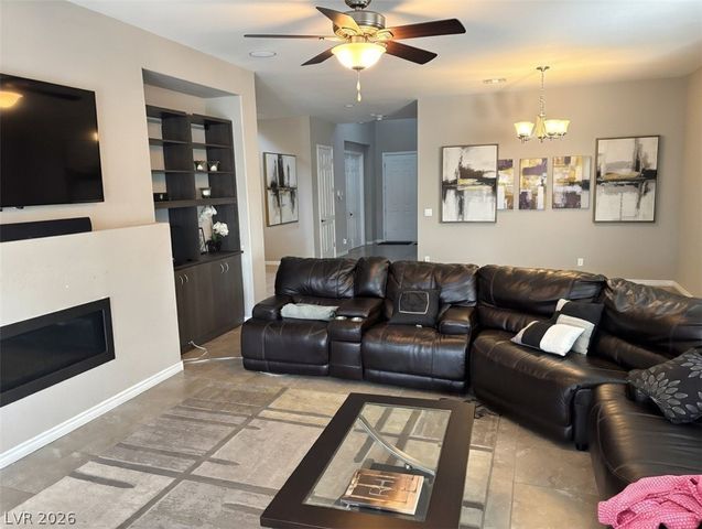 8823 Sherborne Gate Avenue, Las Vegas, NV 89148