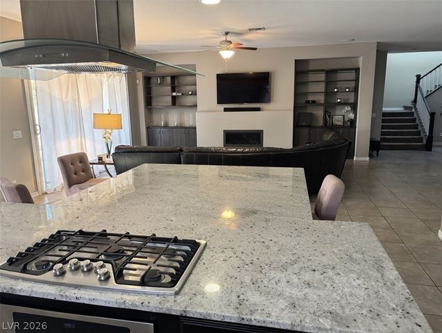 8823 Sherborne Gate Avenue, Las Vegas, NV 89148