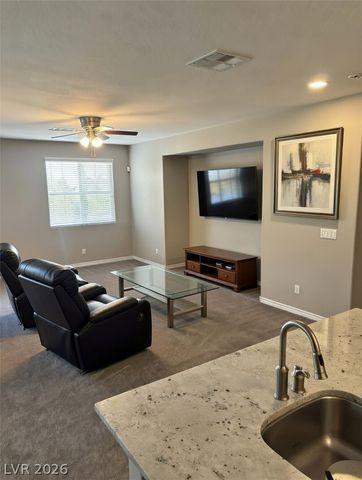 8823 Sherborne Gate Avenue, Las Vegas, NV 89148