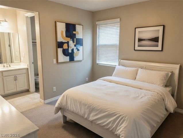 8823 Sherborne Gate Avenue, Las Vegas, NV 89148