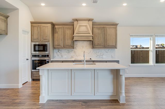 12717 Barretta Drive, Godley, TX 76044