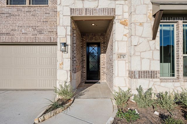 12717 Barretta Drive, Godley, TX 76044