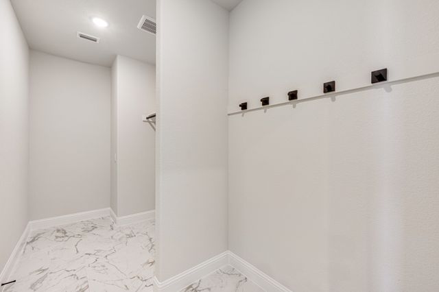 12717 Barretta Drive, Godley, TX 76044