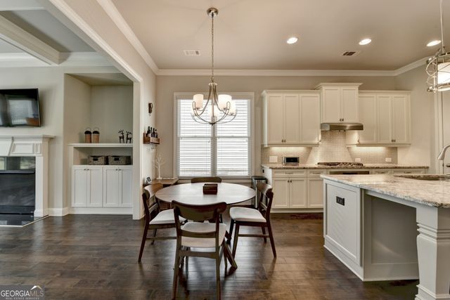 919 Olmsted Lane, Johns Creek, GA 30097