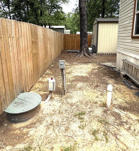 1161 Hidden Oaks Drive, Point Blank, TX 77364