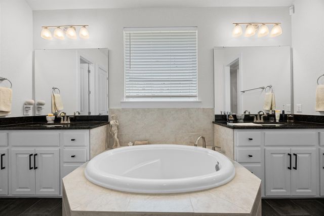 109 High Plains DR, Georgetown, TX 78628