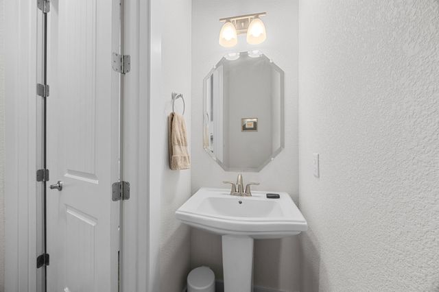 109 High Plains DR, Georgetown, TX 78628