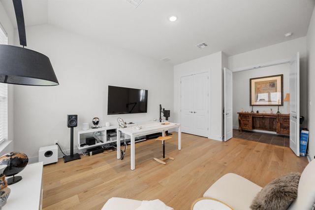 109 High Plains DR, Georgetown, TX 78628