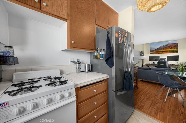 7135 Coldwater Canyon 14, North Hollywood, CA 91605