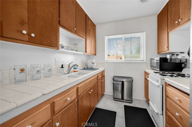 7135 Coldwater Canyon 14, North Hollywood, CA 91605