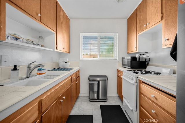 7135 Coldwater Canyon 14, North Hollywood, CA 91605
