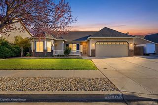 1005 Jubilee Court, Lemoore, CA 93245