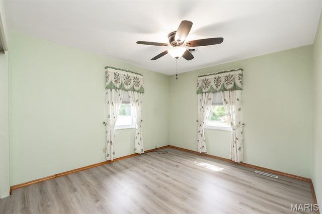 1154 Saint Thomas Road, Granite City, IL 62040