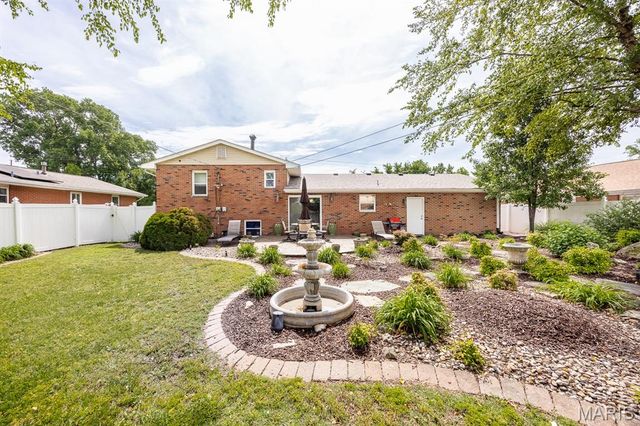 1154 Saint Thomas Road, Granite City, IL 62040
