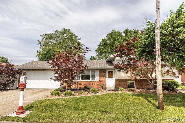 1154 Saint Thomas Road, Granite City, IL 62040