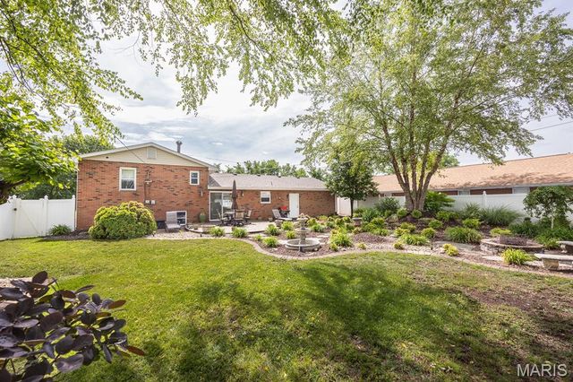 1154 Saint Thomas Road, Granite City, IL 62040